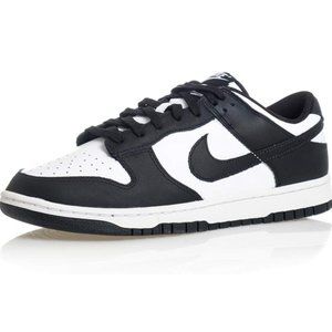 Men Black and white Nike panda dunks, low rise sneakers